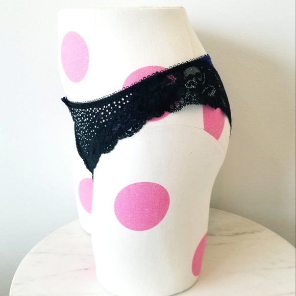 Victoria's Secret Vintage Dream Angels Lace Crystal Rhinestone Element Panty NWT - Picture 3 of 11